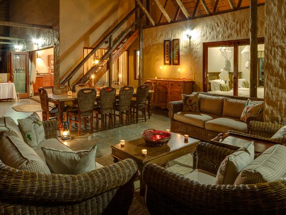 Tintswalo Manor House - Lounge